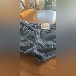 Levi's Classic Cut-Off Charcoal Denim Shorts